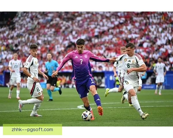 穆西亚拉精彩头球破门为球队首开纪录助力胜利